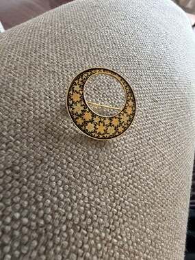 Kyoto Damascene Open Circle Floral Brooch